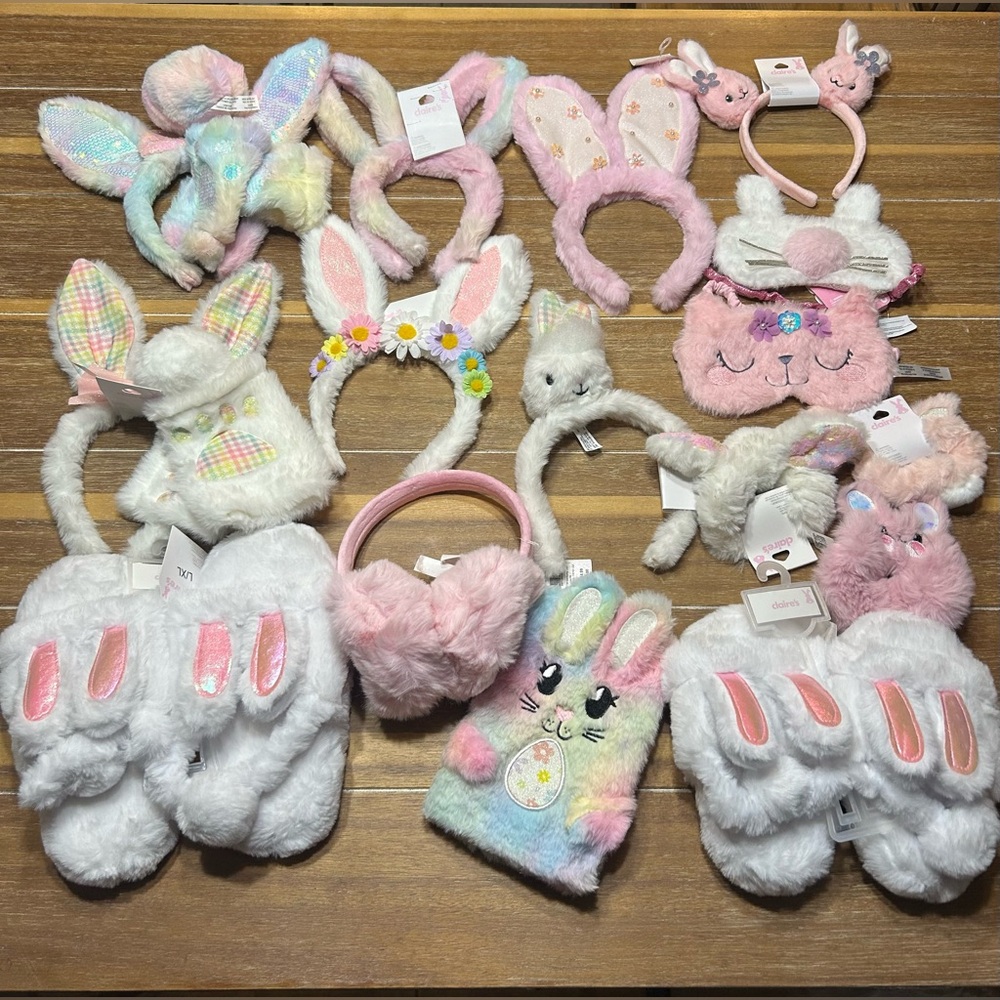 Bunny Ears, Slippers 1(S/M) & 1(X/L) and  Accessories Set D01